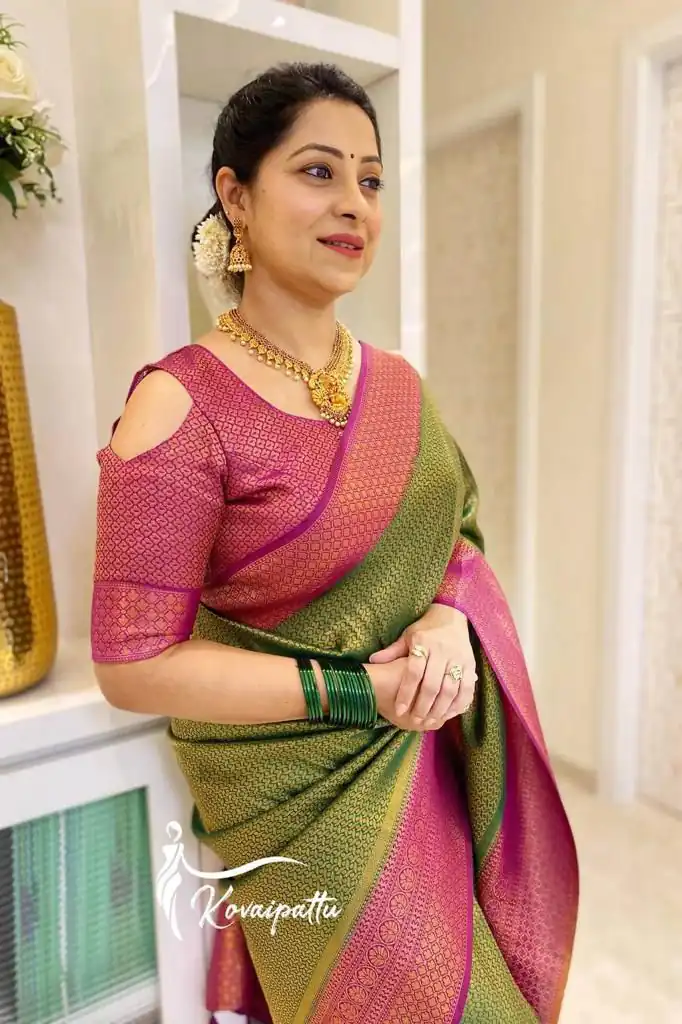 Green Lichi Silk Lace Border Work Saree | Sarees, Bollywood Sarees, Creative Sarees, Designer Sarees, Embroidered Sarees, Ethnic Saree, Modern Digital sarees, Party Wear Sarees