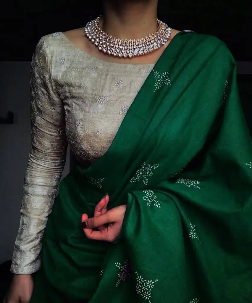 Green Natural Silk With Thread Embroidery Saree | Sarees, Bollywood Sarees, Creative Sarees, Designer Sarees, Embroidered Sarees, Ethnic Saree, Modern Digital sarees, Party Wear Sarees