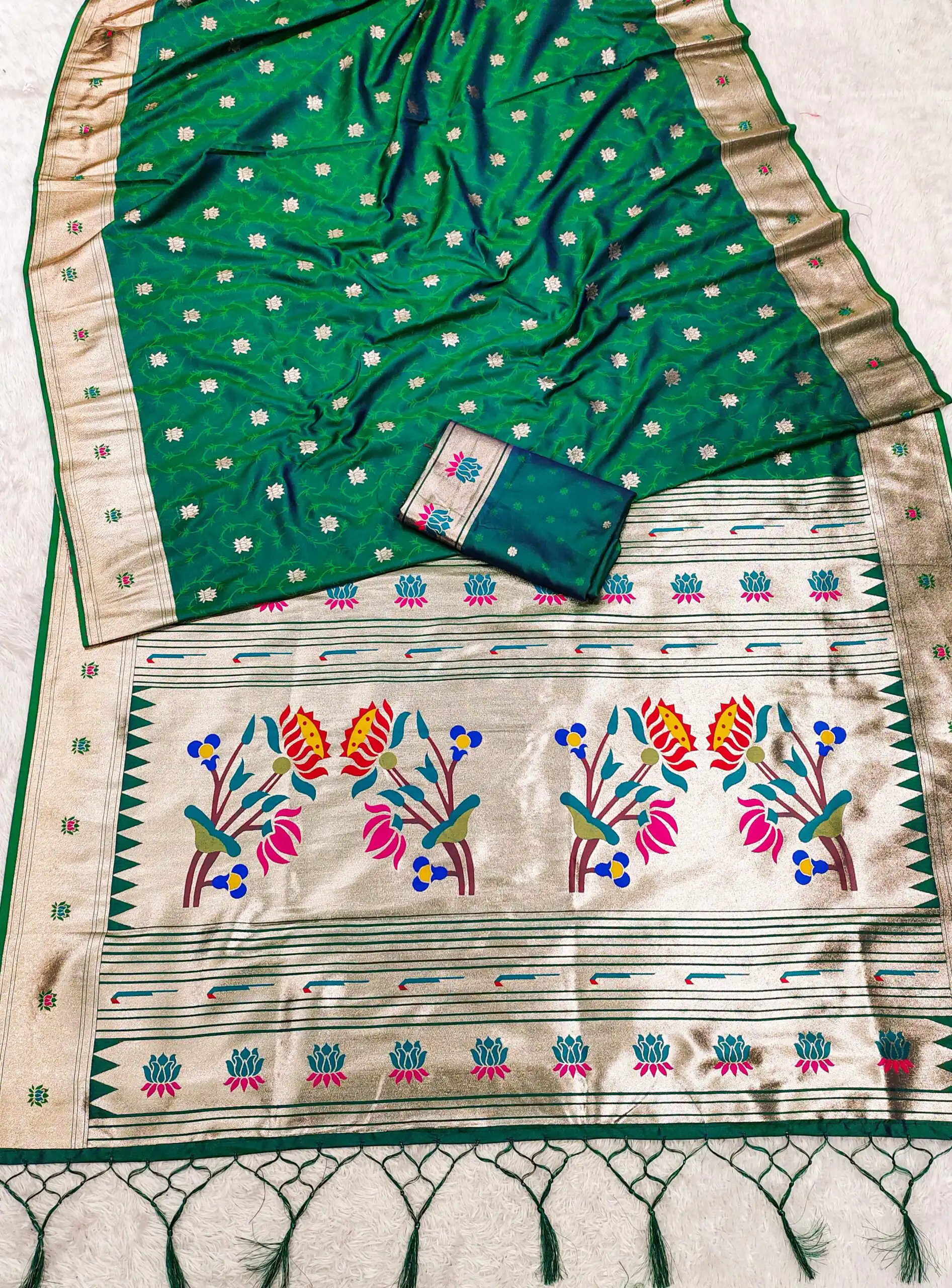 Green Paithani Silk Lace Zari Work Saree | Sarees, Bollywood Sarees, Creative Sarees, Designer Sarees, Embroidered Sarees, Ethnic Saree, Modern Digital sarees, Party Wear Sarees