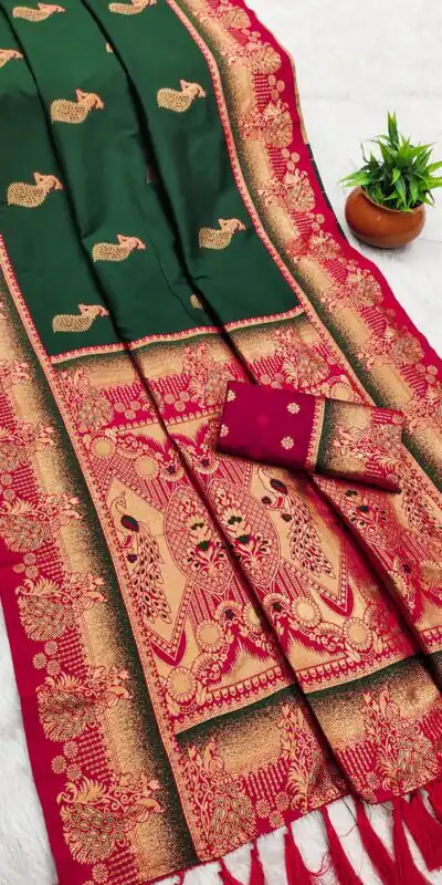 Green Paithani Silk Zari Lace Work Saree | Sarees, Bollywood Sarees, Creative Sarees, Designer Sarees, Embroidered Sarees, Ethnic Saree, Modern Digital sarees, Party Wear Sarees