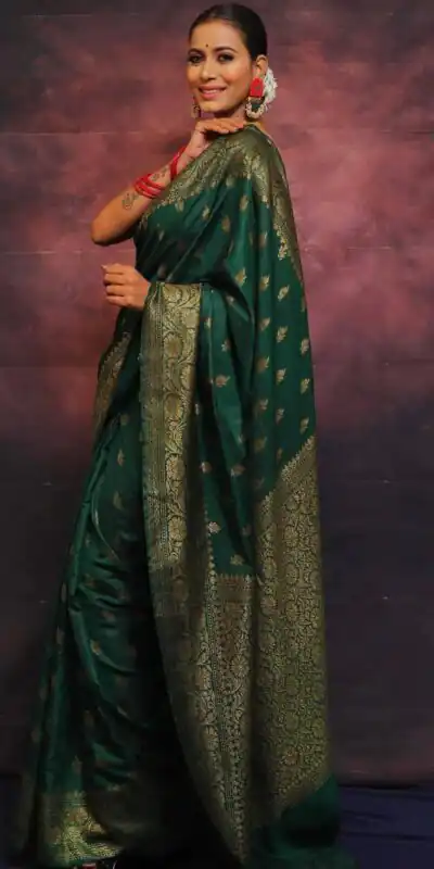 Green Soft Lichi Silk Lace Border Lace Work Saree | Sarees, Bollywood Sarees, Creative Sarees, Designer Sarees, Embroidered Sarees, Ethnic Saree, Modern Digital sarees, Party Wear Sarees