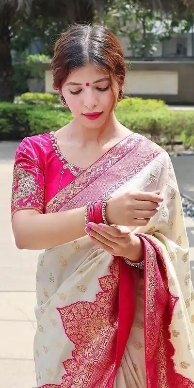 Half White Soft Litchi Silk Jacquard Work On All Over Saree | Sarees, Bollywood Sarees, Creative Sarees, Designer Sarees, Embroidered Sarees, Ethnic Saree, Modern Digital sarees, Party Wear Sarees
