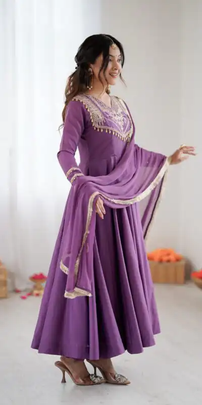 Lavender Roman Silk Lace Work Border Gown | Gowns, Bollywood Gowns, Creative Gowns, Designer Gowns, Embroidered Gowns, Party Wear Gowns