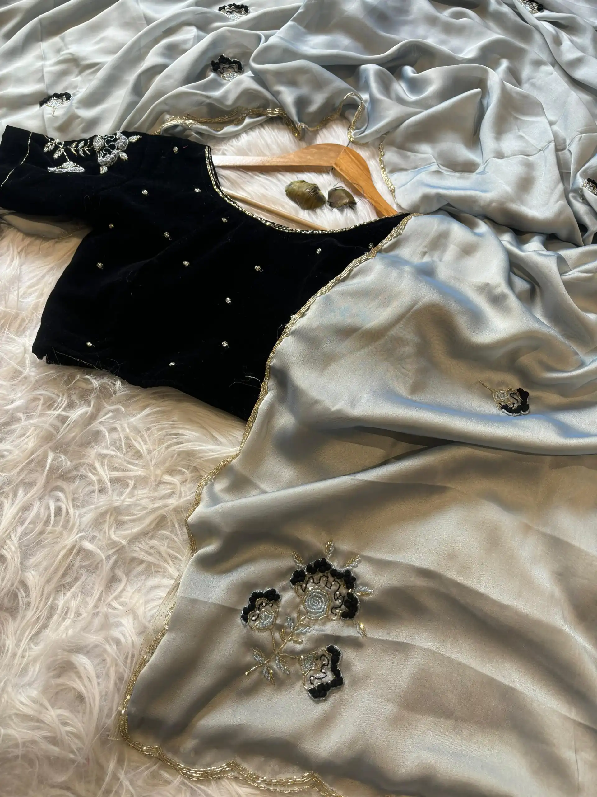 Light Grey Rangoli Silk Lace Resham Work Saree | Sarees, Bollywood Sarees, Creative Sarees, Designer Sarees, Embroidered Sarees, Ethnic Saree, Modern Digital sarees, Party Wear Sarees