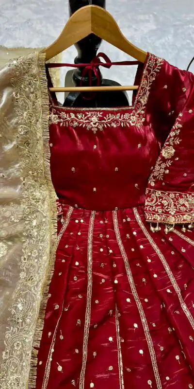 Maroon JC Silk Embroidery Lace Work Gown | Gowns, Bollywood Gowns, Creative Gowns, Designer Gowns, Embroidered Gowns, Party Wear Gowns