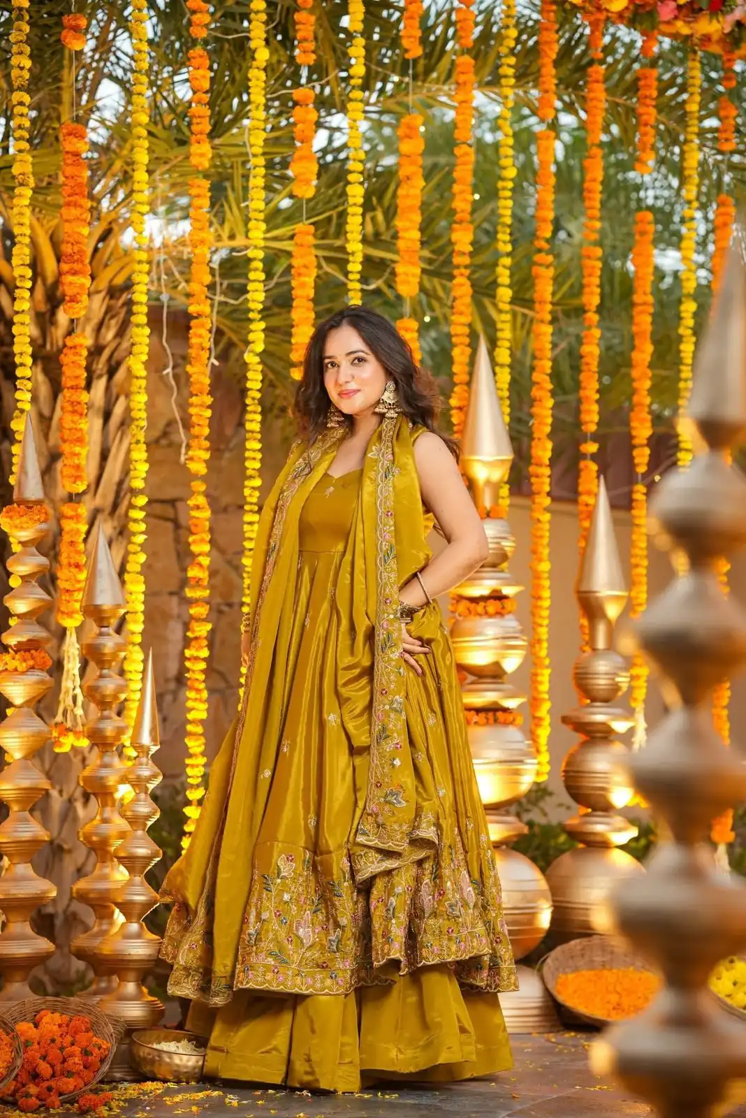 Mastered Natural Crap Silk Embroidery Work Anarkali Suit | Anarkali Suits, Bollywood Anarkali, Creative-Anarkali, Designer Anarkali, Embroidered Anarkali, Party Wear Anarkali