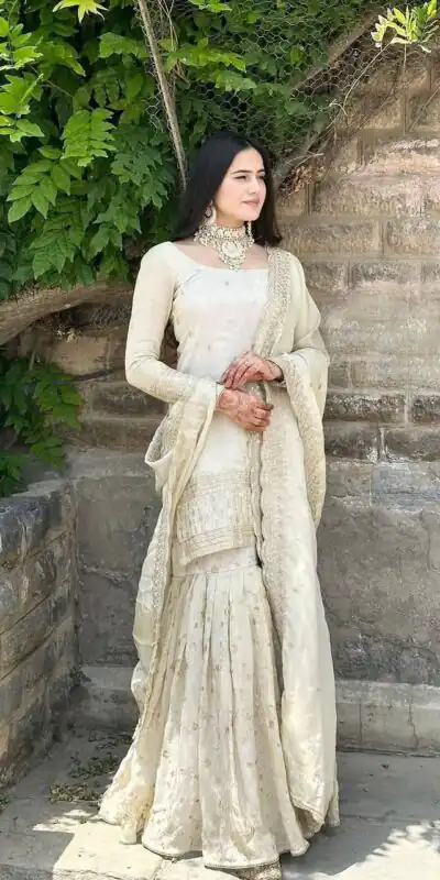Off White Chinnon Silk With Embroider Salwar Suit | Jump Suits, Tops & Bottoms, Track Suits, Salwar suit, Casual Suits, Creative suits, Designer Suits, Palazzo Suits, Party Wear Suits, Patiala Suits, Straight Suits, Trendy Wear