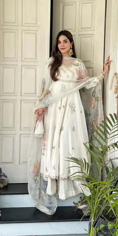Off White Chinon Embroidery Lace Work Gown | Gowns, Bollywood Gowns, Creative Gowns, Designer Gowns, Embroidered Gowns, Party Wear Gowns