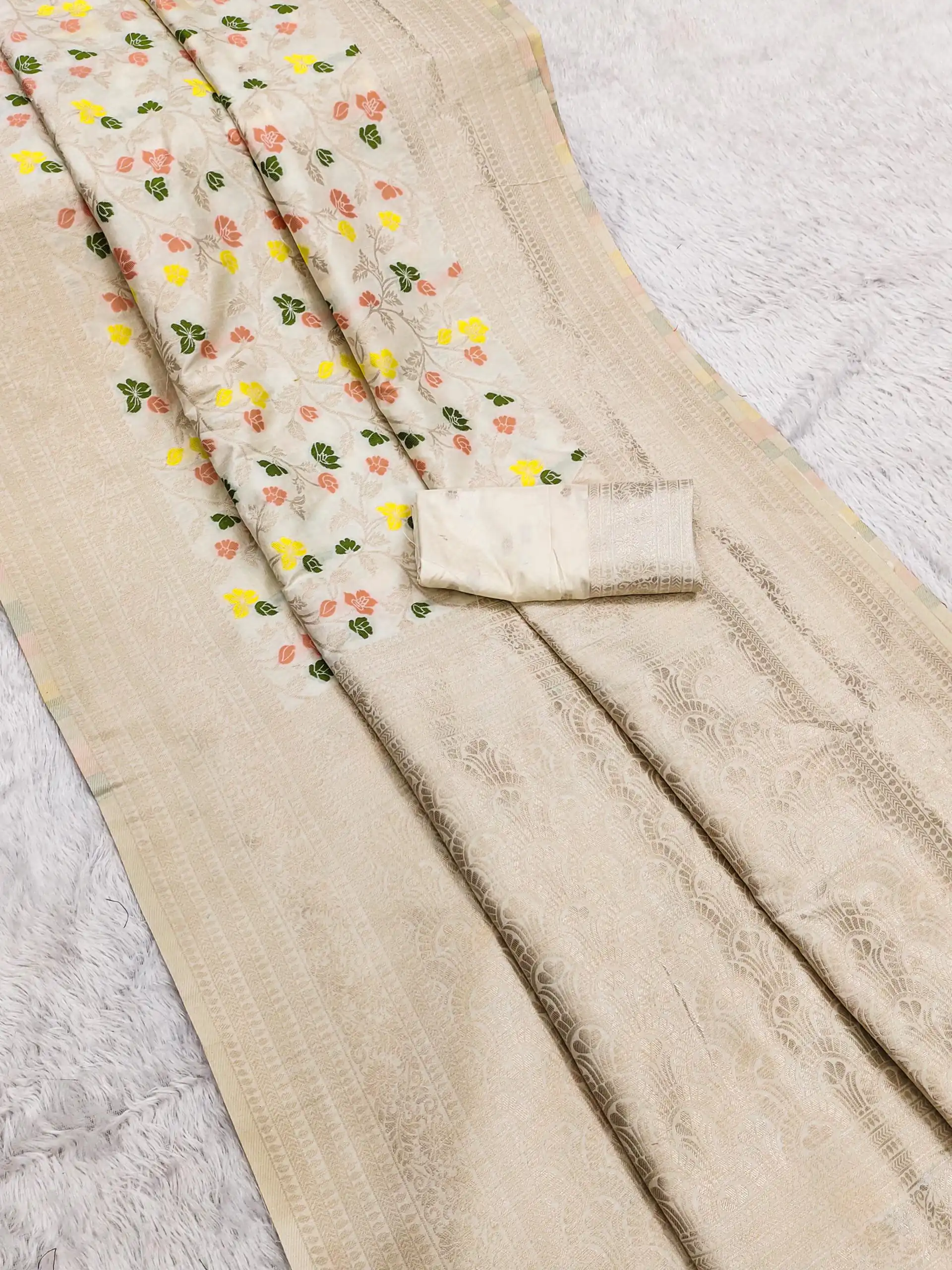 Off White Khaddi Pashmina Zari Work Saree | Sarees, Bollywood Sarees, Creative Sarees, Designer Sarees, Embroidered Sarees, Ethnic Saree, Modern Digital sarees, Party Wear Sarees