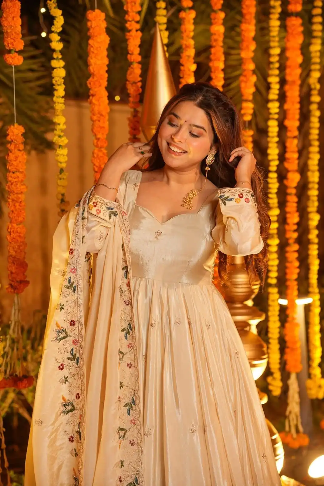 Off White Natural Crap Silk Embroidery Work Anarkali Suit | Anarkali Suits, Bollywood Anarkali, Creative-Anarkali, Designer Anarkali, Embroidered Anarkali, Party Wear Anarkali