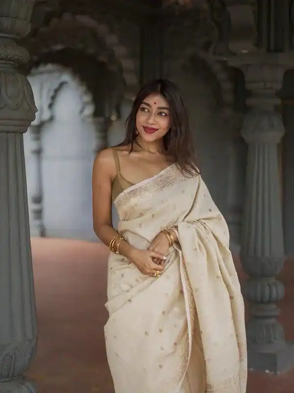 Off White Soft Lilan Slab Weaving Work Saree | Sarees, Bollywood Sarees, Creative Sarees, Designer Sarees, Embroidered Sarees, Ethnic Saree, Modern Digital sarees, Party Wear Sarees