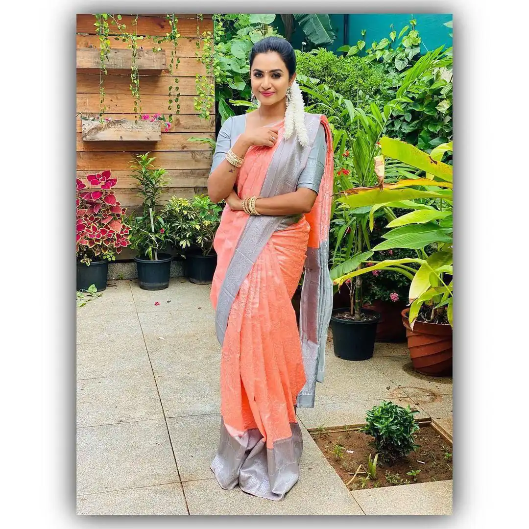 Peach Soft Lichi Silk Border Lace Work Saree | Sarees, Bollywood Sarees, Creative Sarees, Designer Sarees, Embroidered Sarees, Ethnic Saree, Modern Digital sarees, Party Wear Sarees