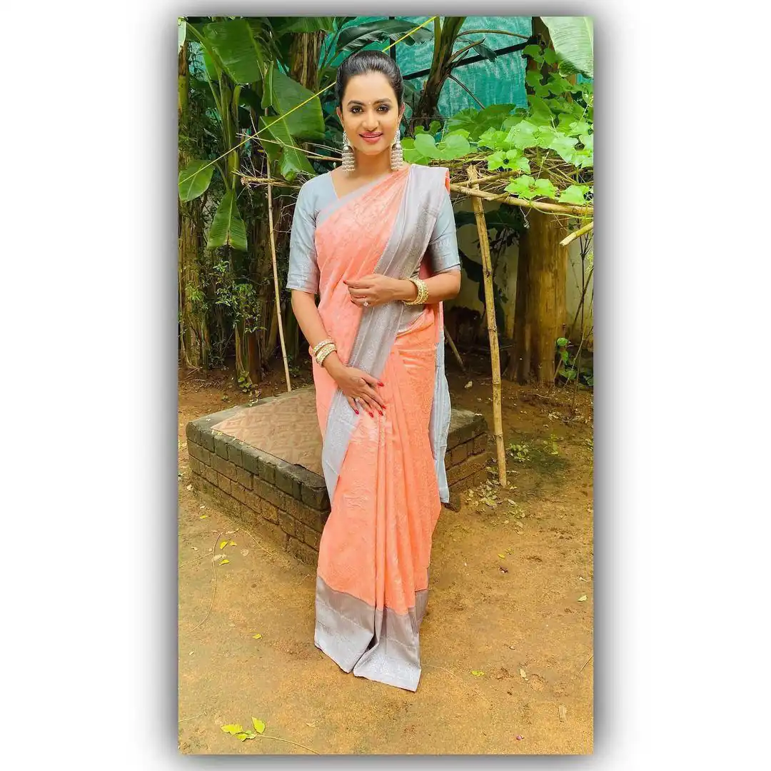 Peach Soft Lichi Silk Border Lace Work Saree | Sarees, Bollywood Sarees, Creative Sarees, Designer Sarees, Embroidered Sarees, Ethnic Saree, Modern Digital sarees, Party Wear Sarees