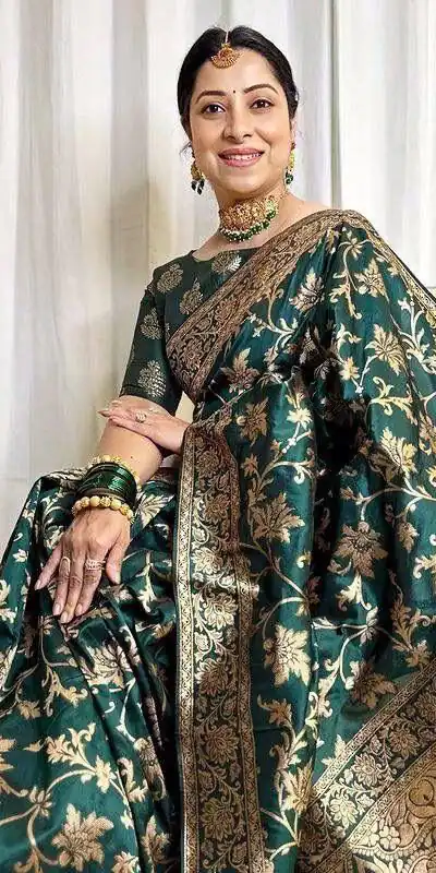 Peacock Green Lichi Silk Lace Border Work Saree | Sarees, Bollywood Sarees, Creative Sarees, Designer Sarees, Embroidered Sarees, Ethnic Saree, Modern Digital sarees, Party Wear Sarees