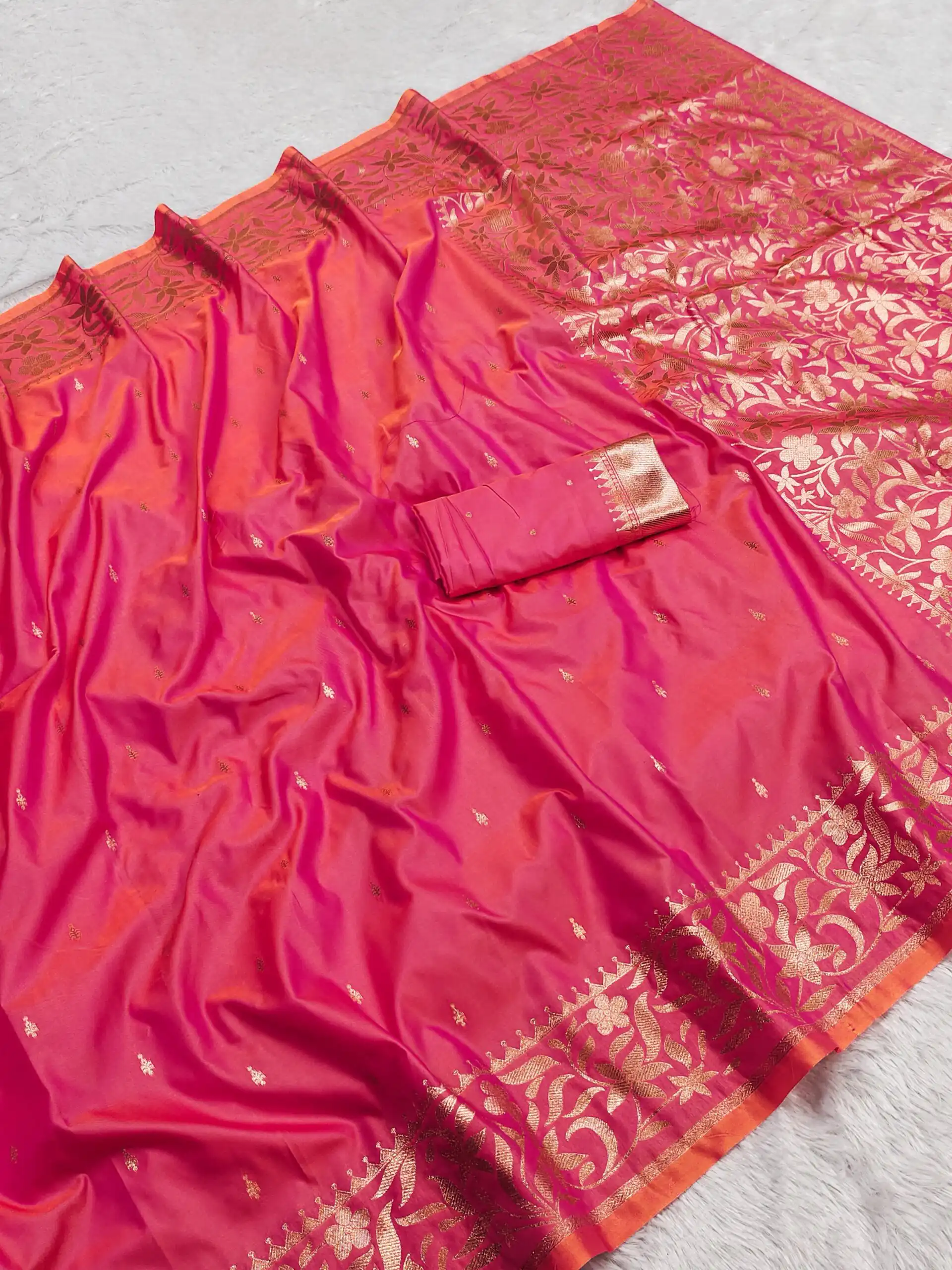 Pink Banarasi Silk Zari Weaving Lace Work Saree | Sarees, Bollywood Sarees, Creative Sarees, Designer Sarees, Embroidered Sarees, Ethnic Saree, Modern Digital sarees, Party Wear Sarees