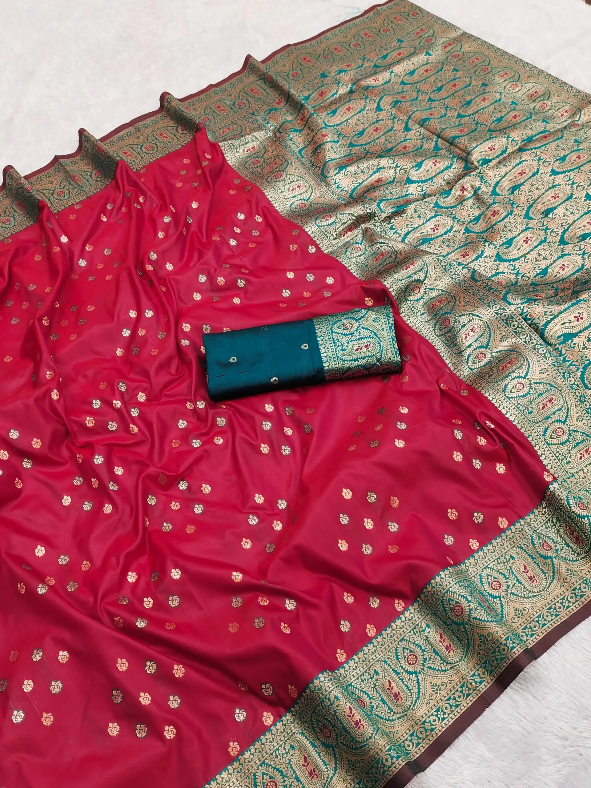 Pink Rich Banarasi Silk Zari Lace Work Saree | Sarees, Bollywood Sarees, Creative Sarees, Designer Sarees, Embroidered Sarees, Ethnic Saree, Modern Digital sarees, Party Wear Sarees