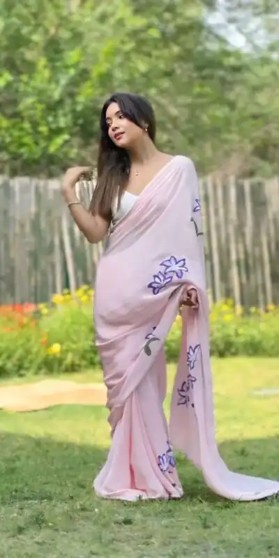 Pink Soft Georgette Silk Pari Work Saree | Sarees, Bollywood Sarees, Creative Sarees, Designer Sarees, Embroidered Sarees, Ethnic Saree, Modern Digital sarees, Party Wear Sarees