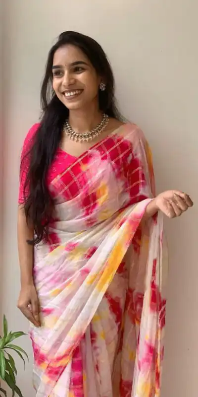 Pink Viscose Georgette Shibori Hand Dyeing Jari Work Saree | Sarees, Bollywood Sarees, Creative Sarees, Designer Sarees, Embroidered Sarees, Ethnic Saree, Modern Digital sarees, Party Wear Sarees