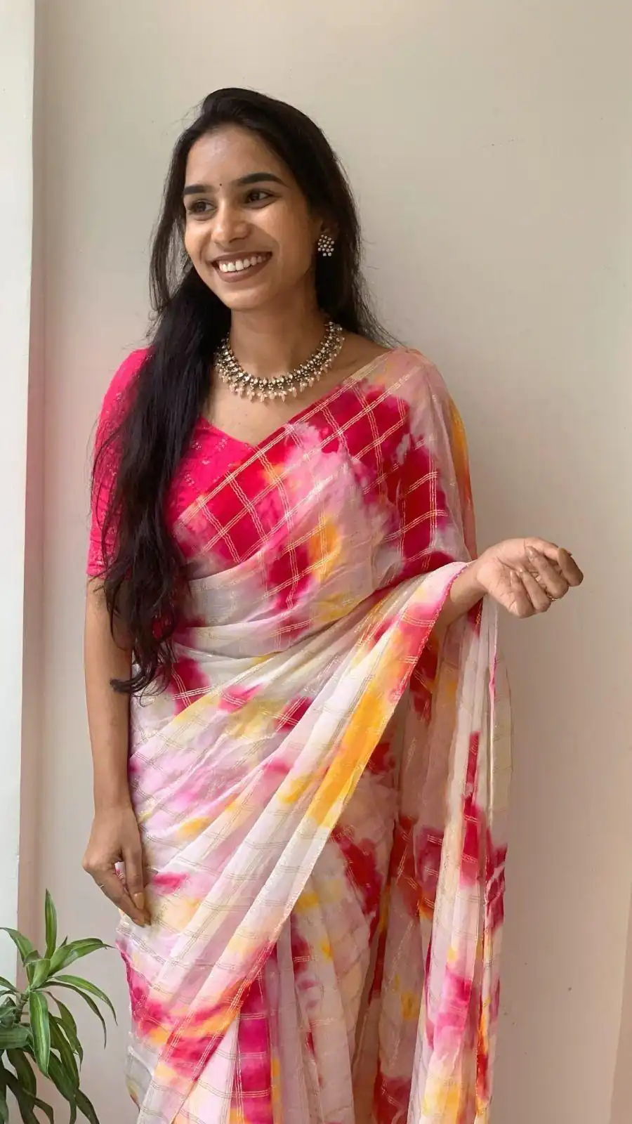 Pink Viscose Georgette Shibori Hand Dyeing Jari Work Saree | Sarees, Bollywood Sarees, Creative Sarees, Designer Sarees, Embroidered Sarees, Ethnic Saree, Modern Digital sarees, Party Wear Sarees