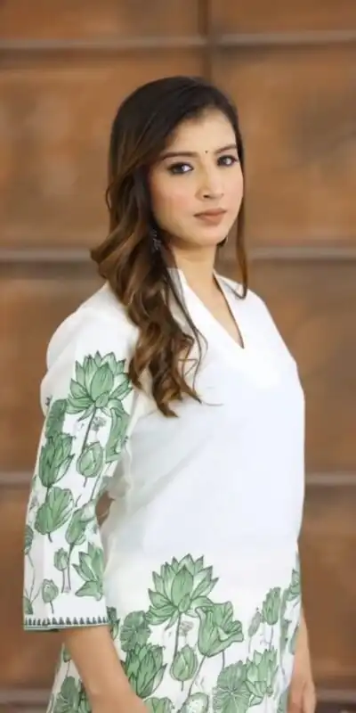Pista Chinon Digital Print Salwar Suit | Jump Suits, Salwar suit, Casual Suits, Creative suits, Designer Suits, Palazzo Suits, Party Wear Suits, Patiala Suits, Straight Suits