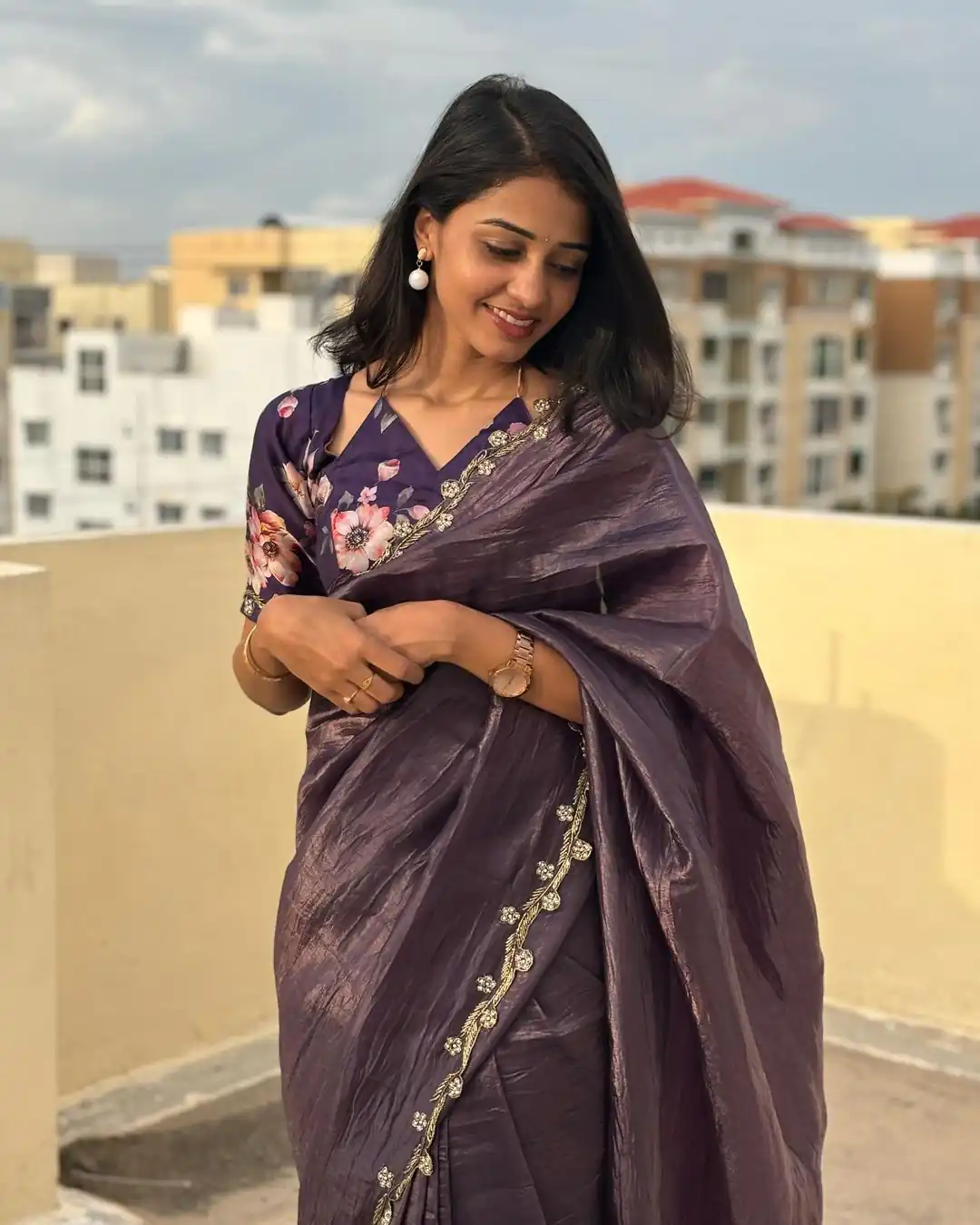 Purple Gold Crush Lace Border Work Saree | Sarees, Bollywood Sarees, Creative Sarees, Designer Sarees, Embroidered Sarees, Ethnic Saree, Modern Digital sarees, Party Wear Sarees