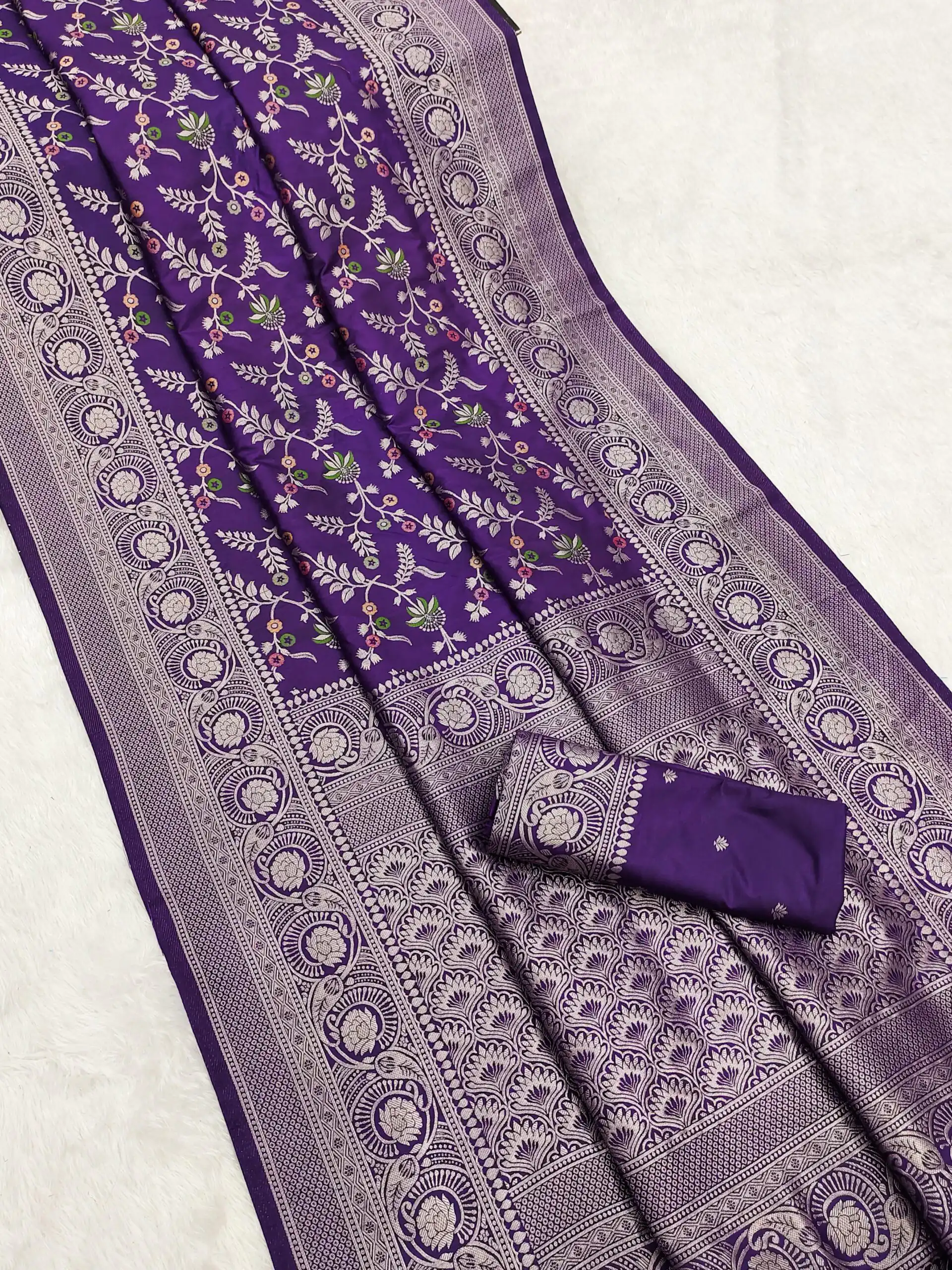 Purple Khaddi Pashmina Floral Print Zari Work Saree | Sarees, Bollywood Sarees, Creative Sarees, Designer Sarees, Embroidered Sarees, Ethnic Saree, Modern Digital sarees, Party Wear Sarees