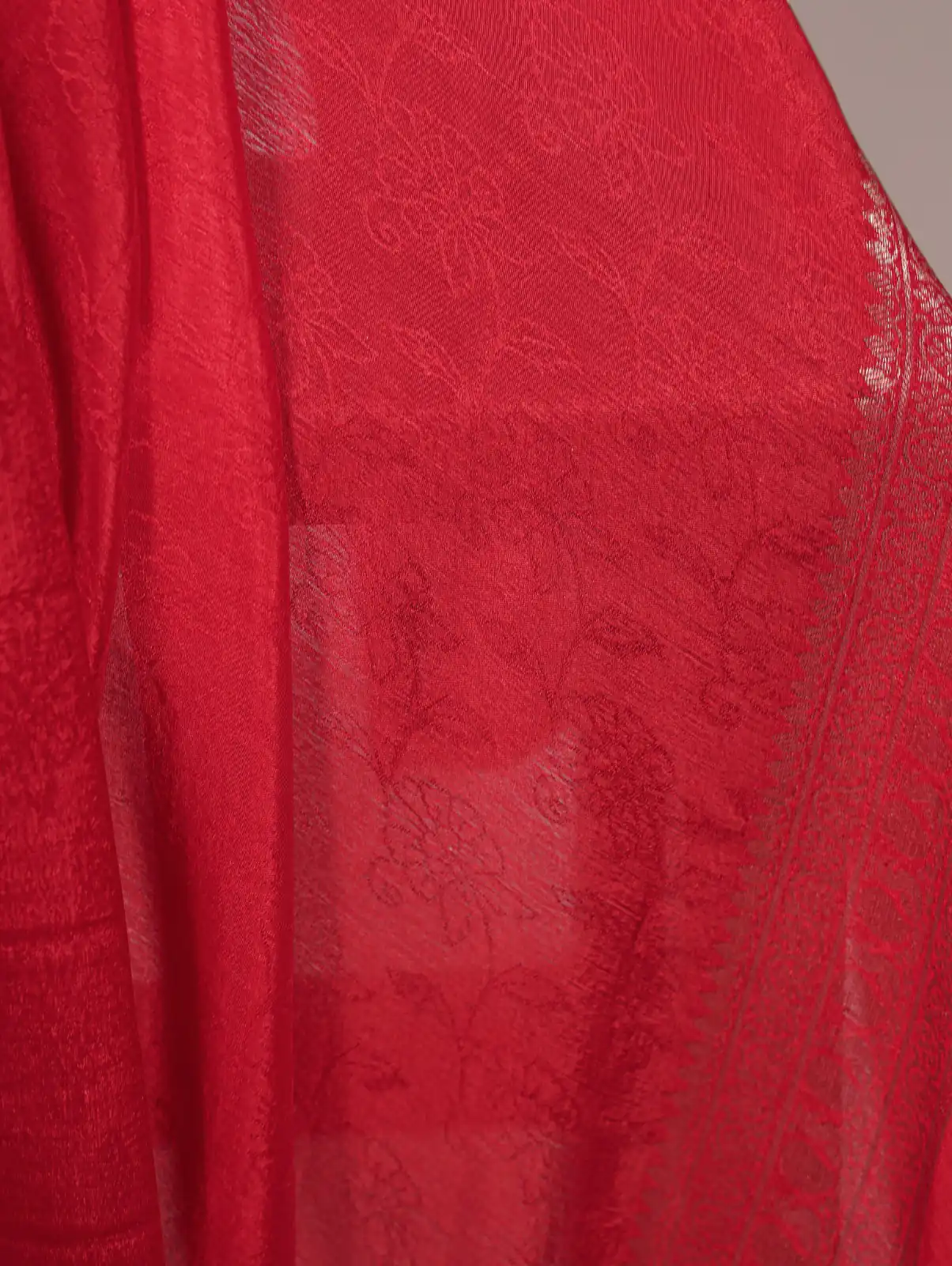 Red Chinon Zari Weaving Work Saree | Sarees, Bollywood Sarees, Creative Sarees, Designer Sarees, Embroidered Sarees, Ethnic Saree, Modern Digital sarees, Party Wear Sarees