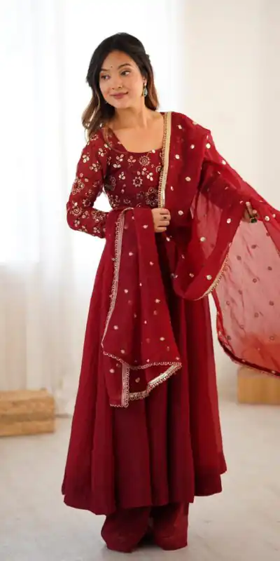 Red Crunchy Silk Embroidery Lace Work Gown | Gowns, Bollywood Gowns, Creative Gowns, Designer Gowns, Embroidered Gowns, Party Wear Gowns