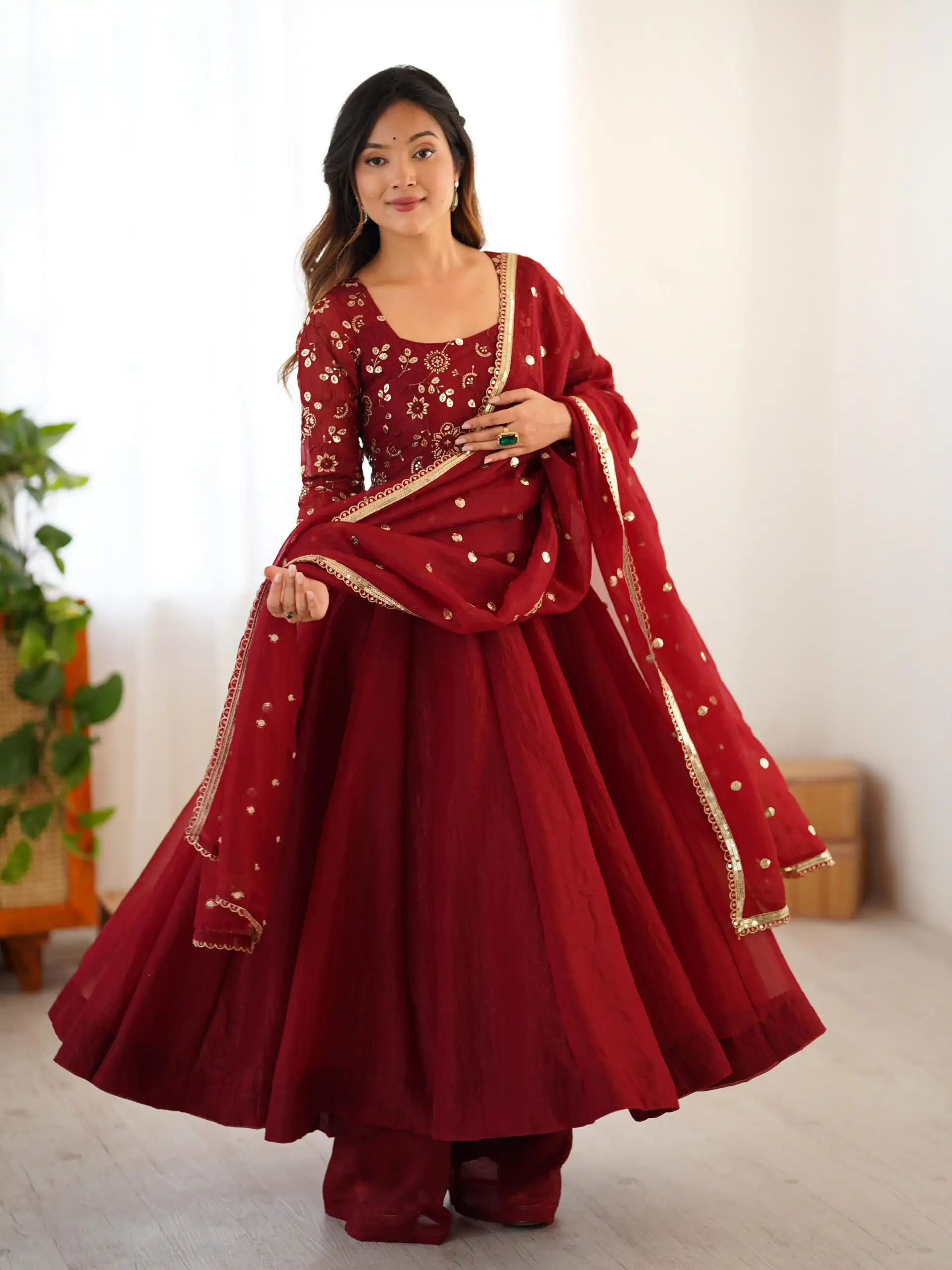 Red Crunchy Silk Embroidery Lace Work Gown | Gowns, Bollywood Gowns, Creative Gowns, Designer Gowns, Embroidered Gowns, Party Wear Gowns