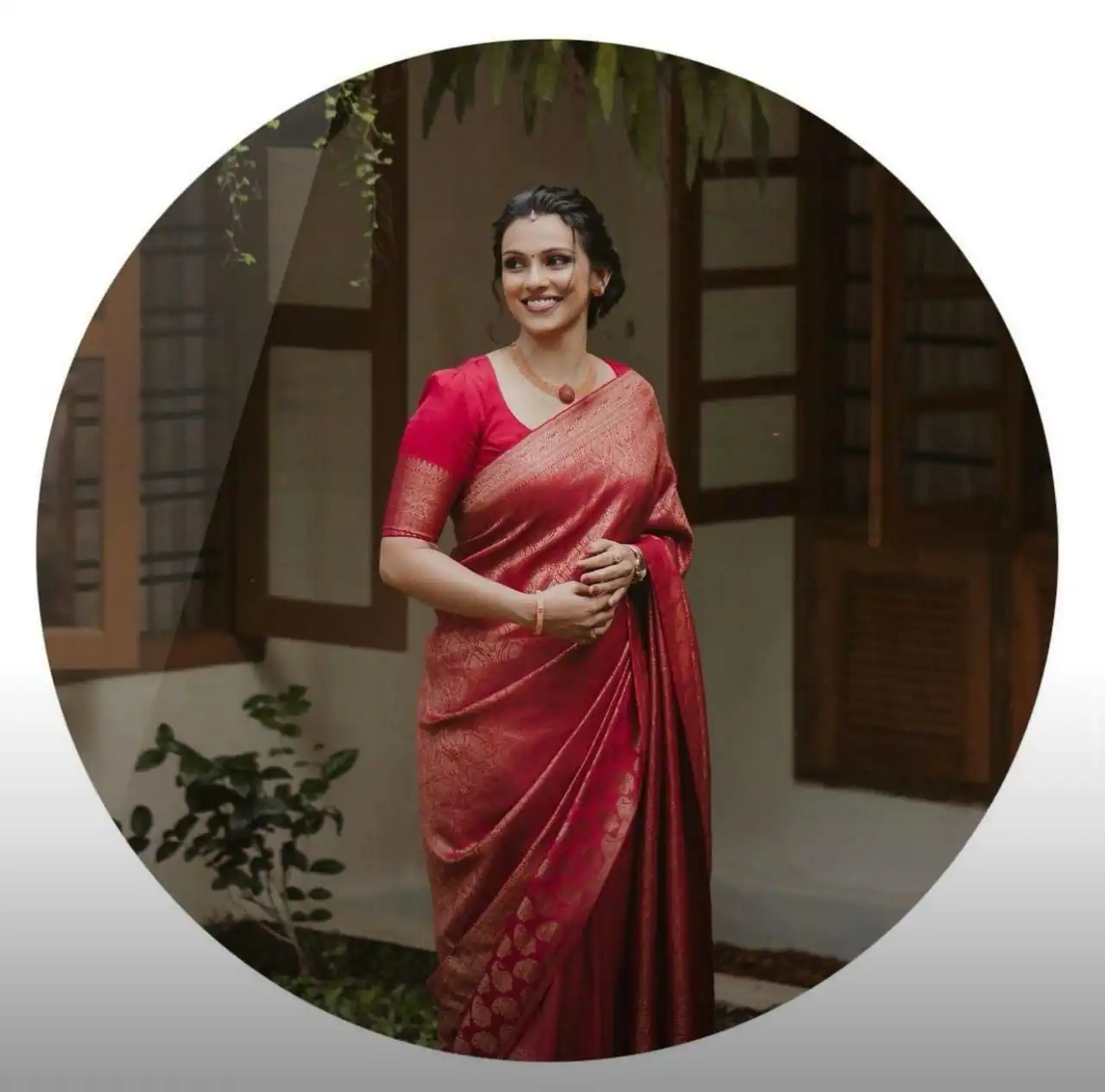 Red Lichi Silk Jacquard Lace Saree | Sarees, Bollywood Sarees, Creative Sarees, Designer Sarees, Embroidered Sarees, Ethnic Saree, Modern Digital sarees, Party Wear Sarees