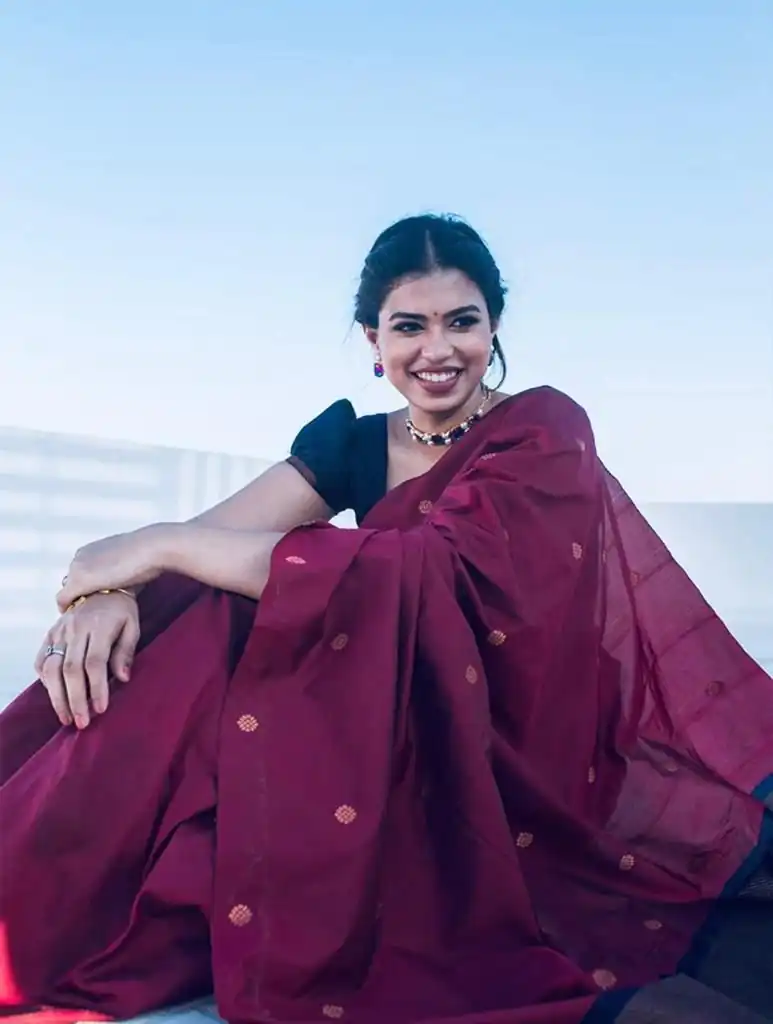 Red Lichi Silk Jacquard Saree | Sarees, Bollywood Sarees, Creative Sarees, Designer Sarees, Embroidered Sarees, Ethnic Saree, Modern Digital sarees, Party Wear Sarees