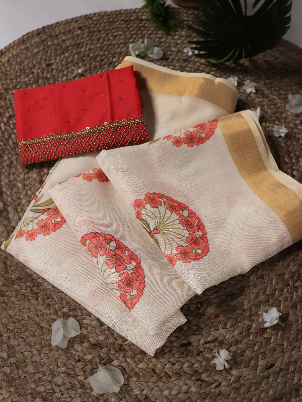 Red Onam Printed Saree | Sarees, Bollywood Sarees, Creative Sarees, Designer Sarees, Embroidered Sarees, Ethnic Saree, Modern Digital sarees, Party Wear Sarees