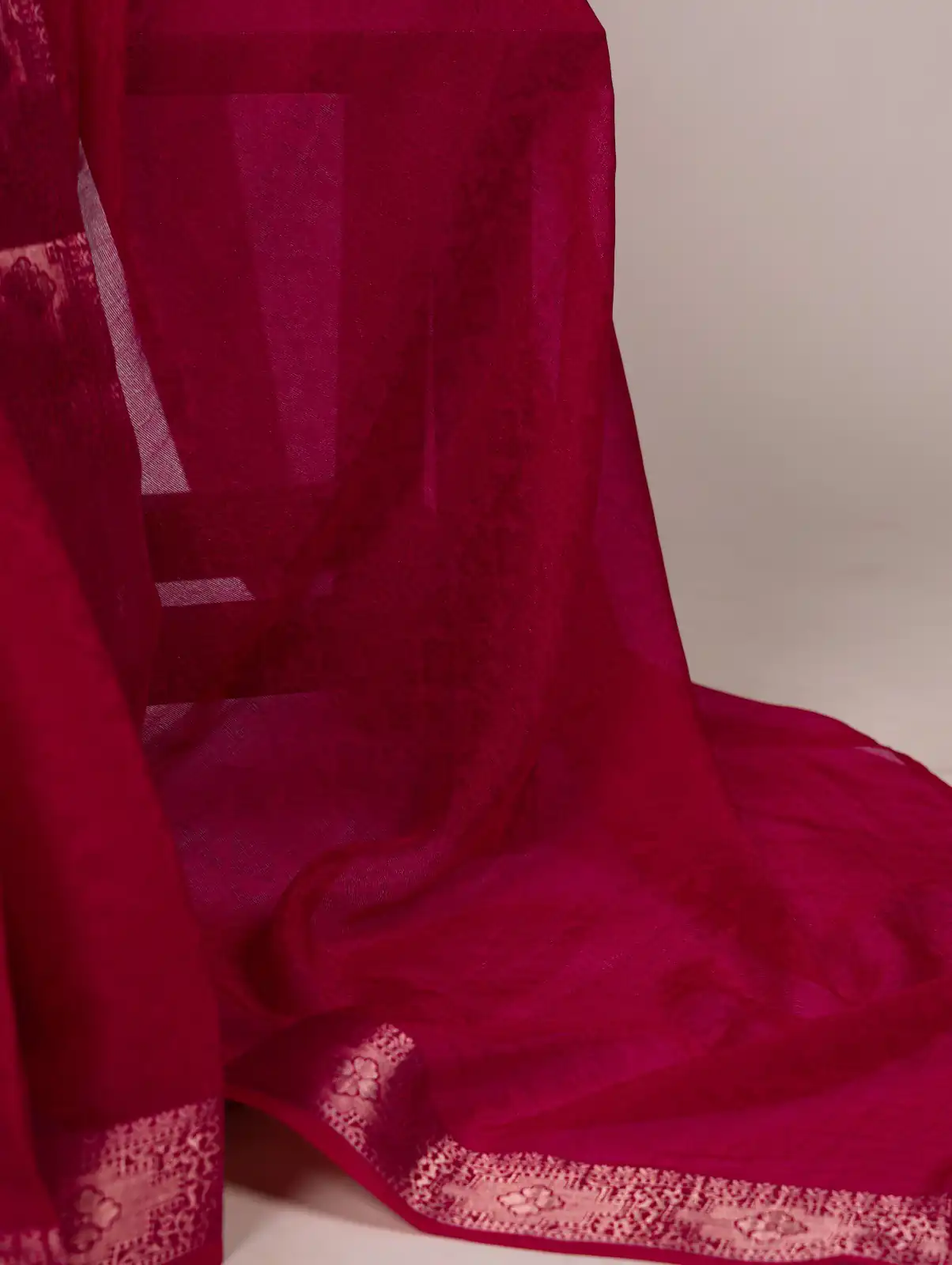 Red Poly Shimmer With Zari Work Saree | Sarees, Bollywood Sarees, Creative Sarees, Designer Sarees, Embroidered Sarees, Ethnic Saree, Modern Digital sarees, Party Wear Sarees