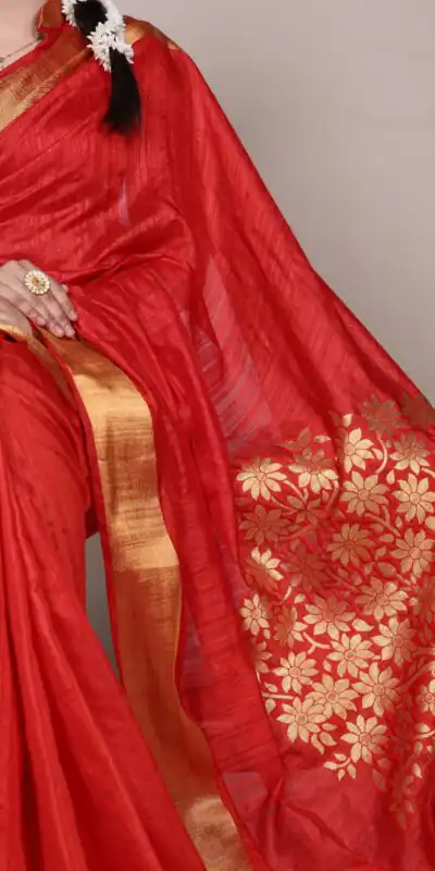 Red Raw Silk Zari Weaving Saree | Sarees, Bollywood Sarees, Creative Sarees, Designer Sarees, Embroidered Sarees, Ethnic Saree, Modern Digital sarees, Party Wear Sarees
