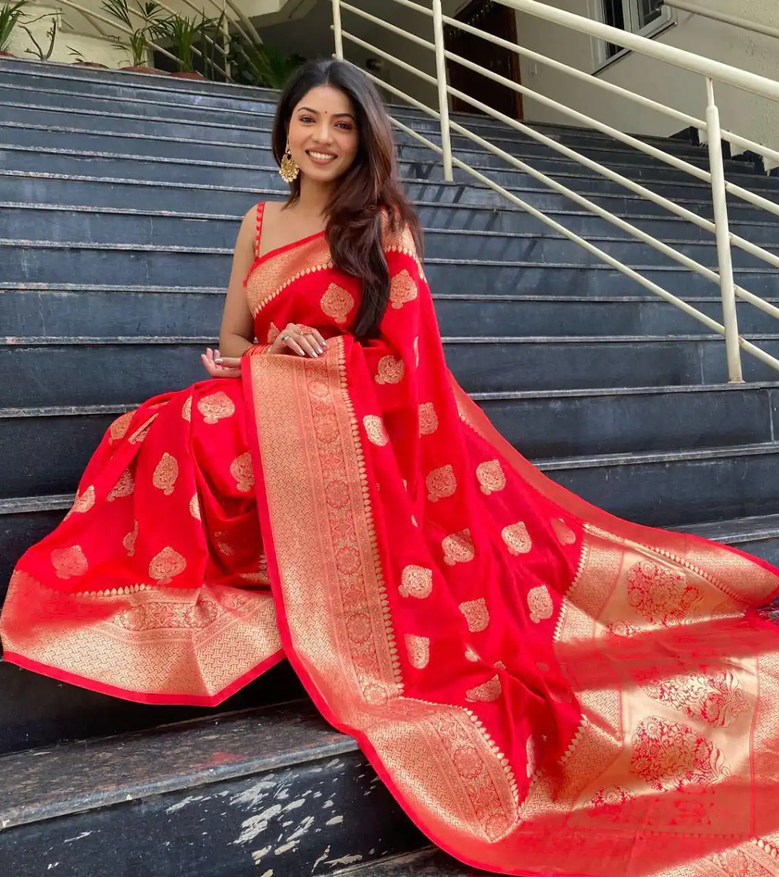 Red Soft Lichi Jacquard Rich Pallu Saree | Sarees, Bollywood Sarees, Creative Sarees, Designer Sarees, Embroidered Sarees, Ethnic Saree, Modern Digital sarees, Party Wear Sarees