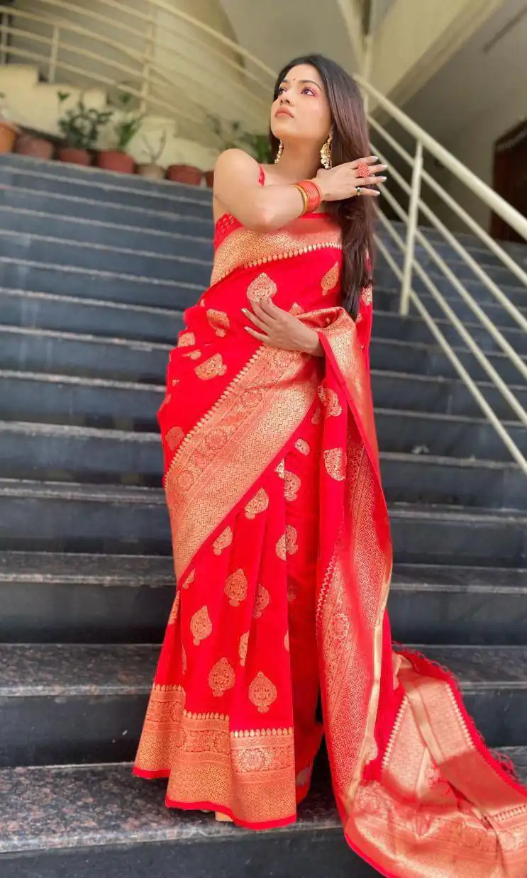Red Soft Lichi Jacquard Rich Pallu Saree | Sarees, Bollywood Sarees, Creative Sarees, Designer Sarees, Embroidered Sarees, Ethnic Saree, Modern Digital sarees, Party Wear Sarees