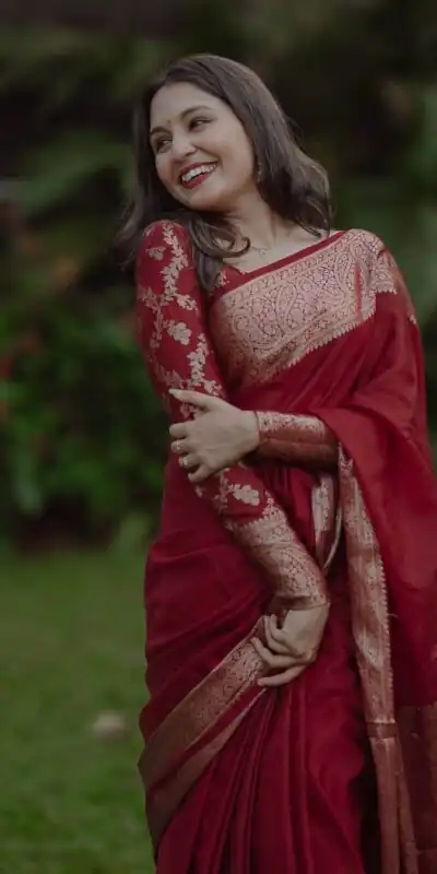 Red Soft Lichi Silk Border Lace Work Saree | Sarees, Bollywood Sarees, Creative Sarees, Designer Sarees, Embroidered Sarees, Ethnic Saree, Modern Digital sarees, Party Wear Sarees