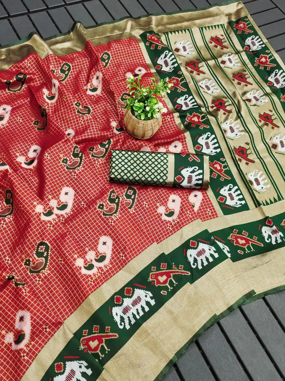 Red Soft Lichi Silk Lace Work Saree | Sarees, Bollywood Sarees, Creative Sarees, Designer Sarees, Embroidered Sarees, Ethnic Saree, Modern Digital sarees, Party Wear Sarees