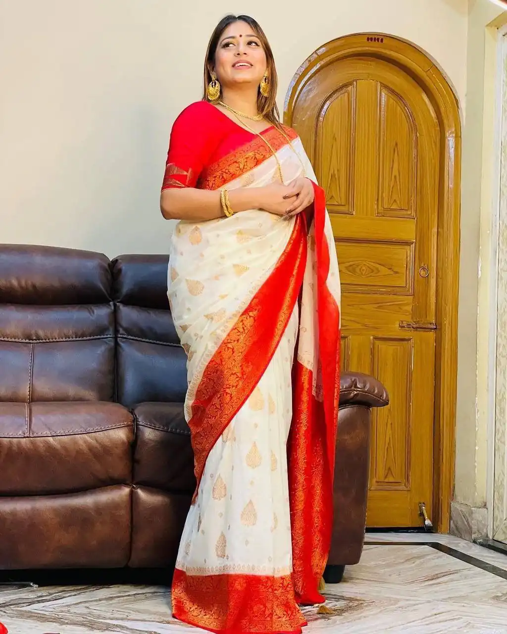 Red Soft Lichi Silk Rich Pallu Saree | Sarees, Bollywood Sarees, Creative Sarees, Designer Sarees, Embroidered Sarees, Ethnic Saree, Modern Digital sarees, Party Wear Sarees