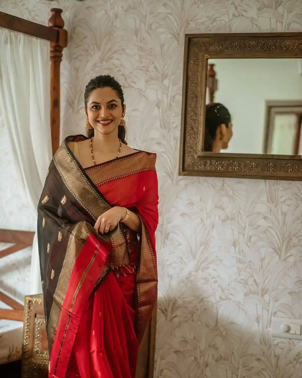 Red Soft Lilan Slab Weaving Work Saree | Sarees, Bollywood Sarees, Creative Sarees, Designer Sarees, Embroidered Sarees, Ethnic Saree, Modern Digital sarees, Party Wear Sarees