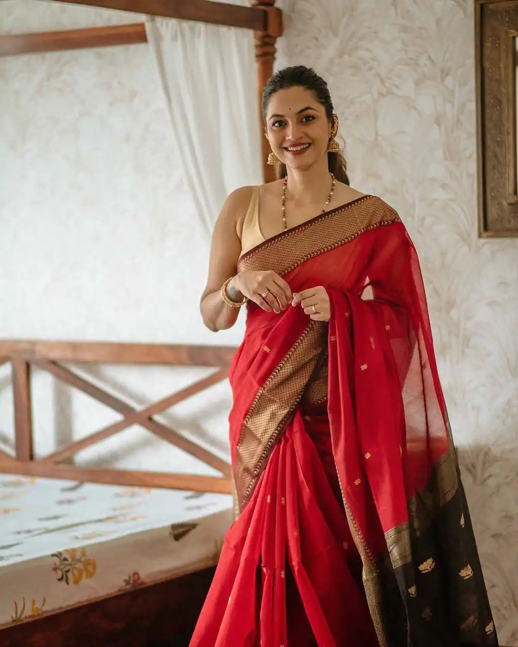 Red Soft Lilan Slab Weaving Work Saree | Sarees, Bollywood Sarees, Creative Sarees, Designer Sarees, Embroidered Sarees, Ethnic Saree, Modern Digital sarees, Party Wear Sarees