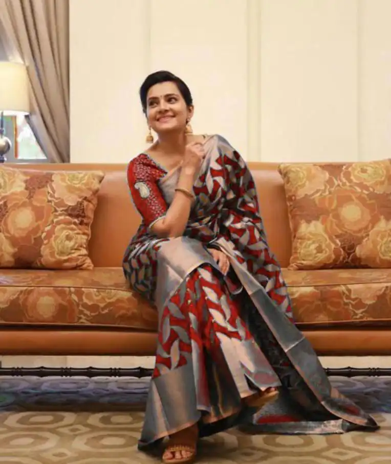 Red Soft Litchi Silk All Over Weaving Saree | Sarees, Bollywood Sarees, Creative Sarees, Designer Sarees, Embroidered Sarees, Ethnic Saree, Modern Digital sarees, Party Wear Sarees