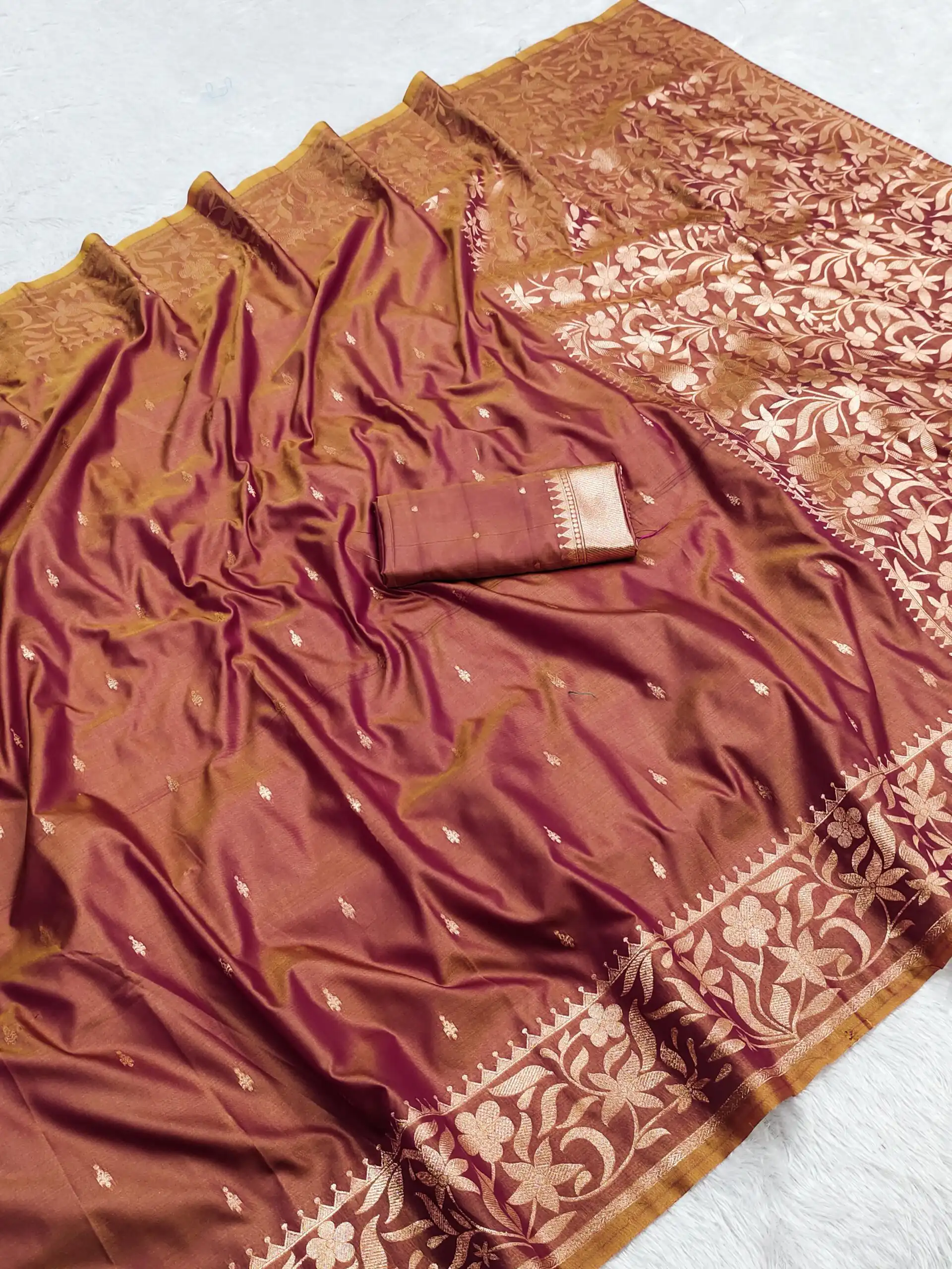 Rust Banarasi Silk Zari Weaving Lace Work Saree | Sarees, Bollywood Sarees, Creative Sarees, Designer Sarees, Embroidered Sarees, Ethnic Saree, Modern Digital sarees, Party Wear Sarees