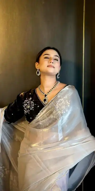 Silver Soft Jimmy Chuu Lace Border Saree | Sarees, Bollywood Sarees, Creative Sarees, Designer Sarees, Embroidered Sarees, Ethnic Saree, Modern Digital sarees, Party Wear Sarees