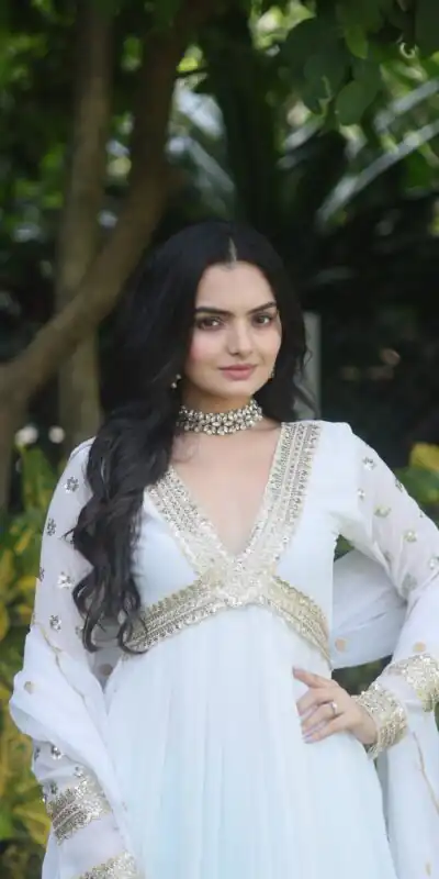 White Faux Blooming Zari Embroidery Work Gown | Gowns, Bollywood Gowns, Creative Gowns, Designer Gowns, Embroidered Gowns, Party Wear Gowns
