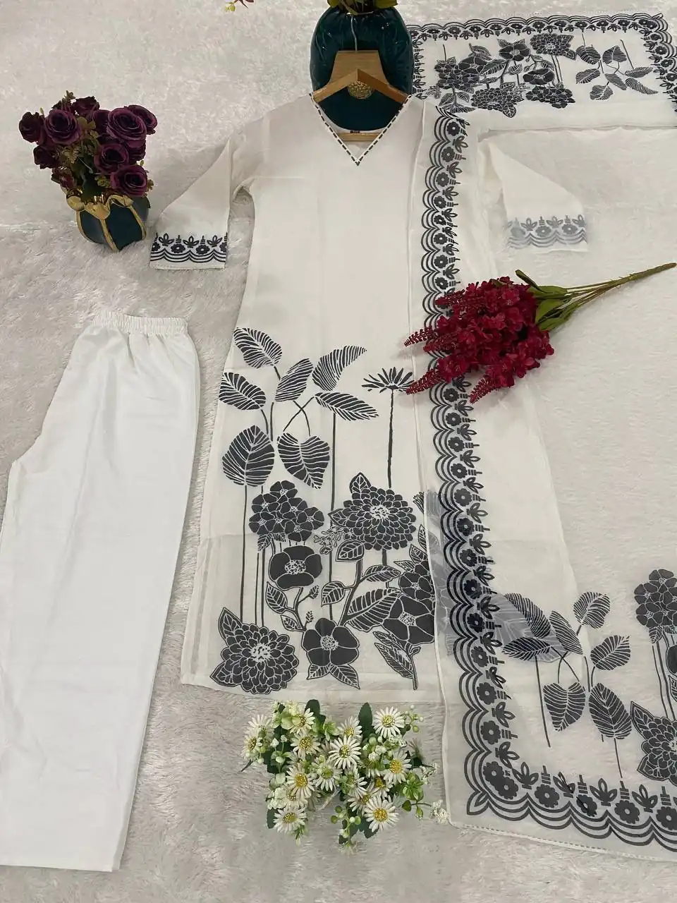 White Georgette Digital Print Salwar Suit | Jump Suits, Salwar suit, Casual Suits, Creative suits, Designer Suits, Palazzo Suits, Party Wear Suits, Patiala Suits, Straight Suits