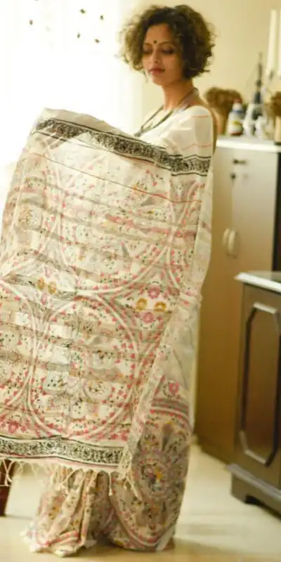 White Heavy Dola Silk Digital Print Saree | Sarees, Bollywood Sarees, Creative Sarees, Designer Sarees, Embroidered Sarees, Ethnic Saree, Modern Digital sarees, Party Wear Sarees