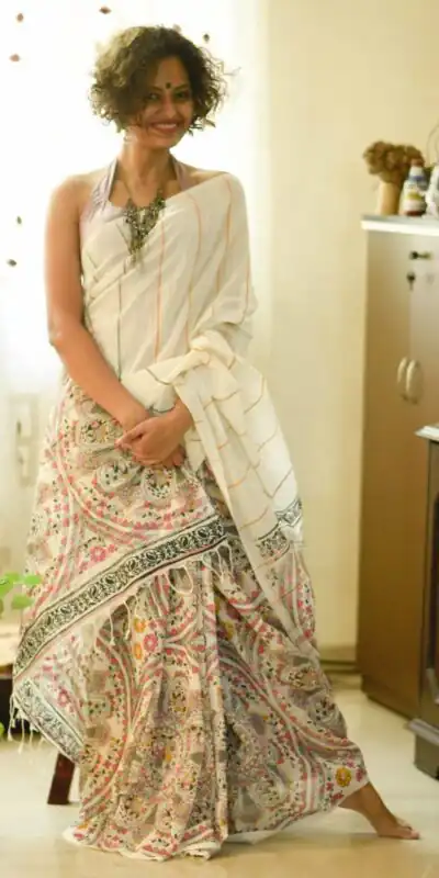 White Heavy Dola Silk Digital Print Saree | Sarees, Bollywood Sarees, Creative Sarees, Designer Sarees, Embroidered Sarees, Ethnic Saree, Modern Digital sarees, Party Wear Sarees
