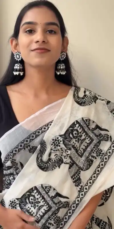 White Soft Cotton Digital Print Lace Work Saree | Sarees, Bollywood Sarees, Creative Sarees, Designer Sarees, Embroidered Sarees, Ethnic Saree, Modern Digital sarees, Party Wear Sarees