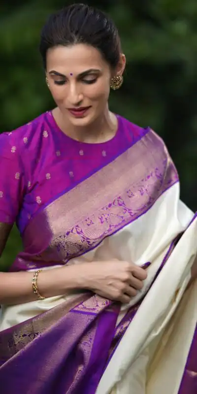 White Soft Lichi Silk Cloth Lace Border Work Saree | Sarees, Bollywood Sarees, Creative Sarees, Designer Sarees, Embroidered Sarees, Ethnic Saree, Modern Digital sarees, Party Wear Sarees